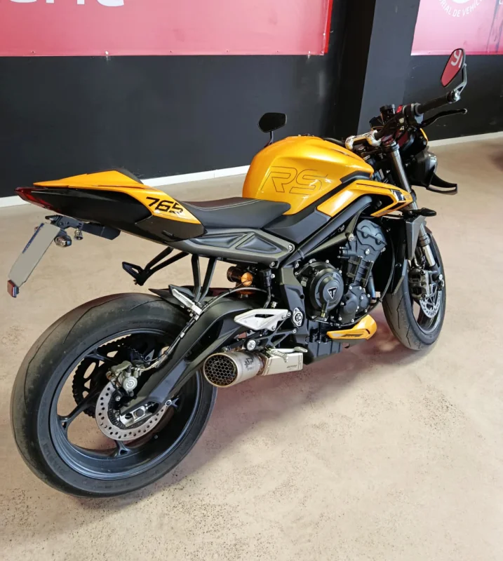 Imagen de Triumph STREET TRIPLE RS