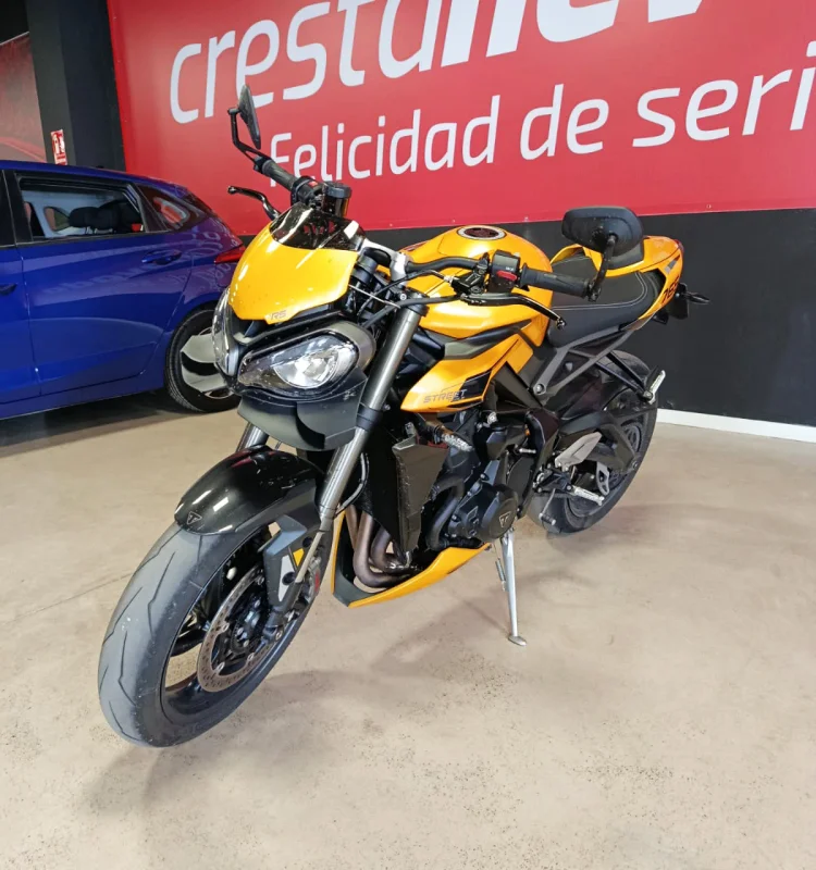 Imagen de Triumph STREET TRIPLE RS