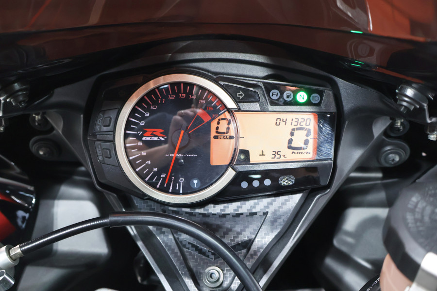 Imagen 2 de Suzuki GSX-R 600 Gasolina 126 CV