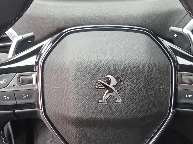 Imagen de Peugeot 3008 Hybrid