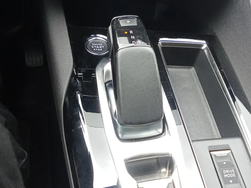 Imagen de Peugeot 3008 Hybrid