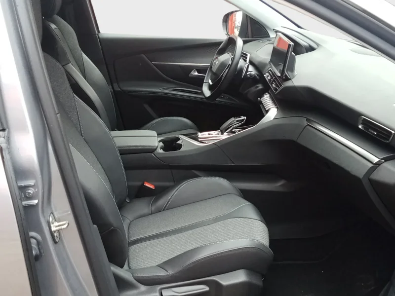 Imagen de Peugeot 3008 Hybrid