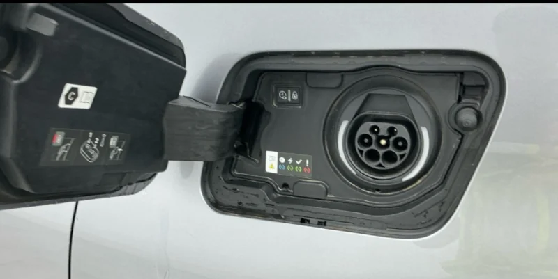 Imagen de Peugeot 3008 Hybrid