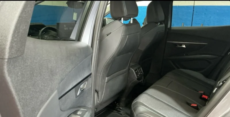 Imagen de Peugeot 3008 Hybrid