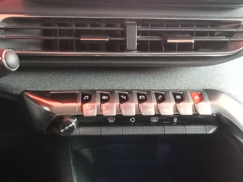 Imagen de Peugeot 3008