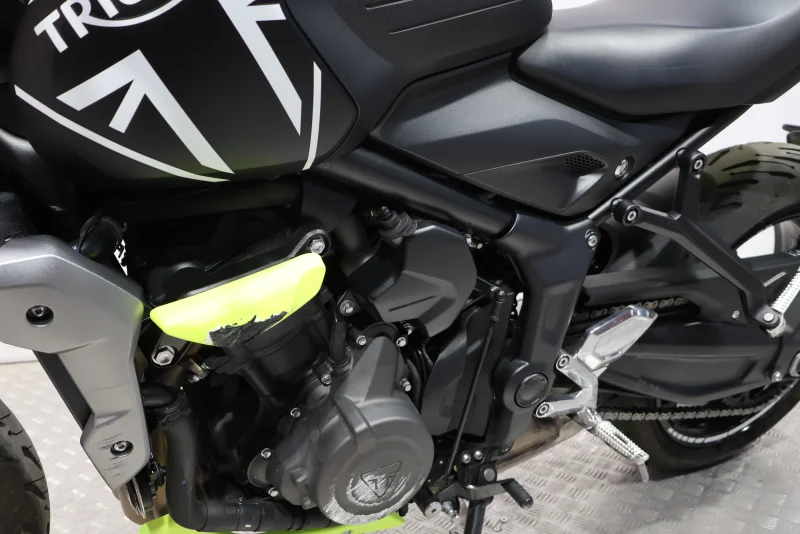 Imagen de Triumph TRIDENT 660 A2