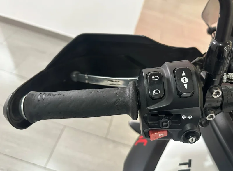 Imagen de Triumph Tiger 800 XC