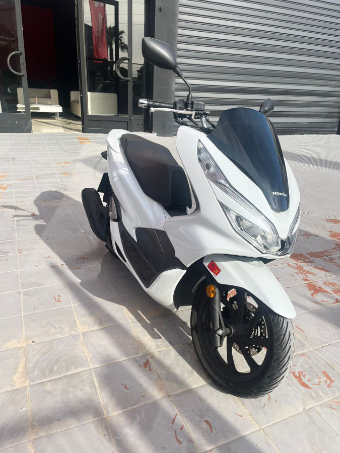 Imagen 5 de Honda PCX 125 Gasolina 12 CV
