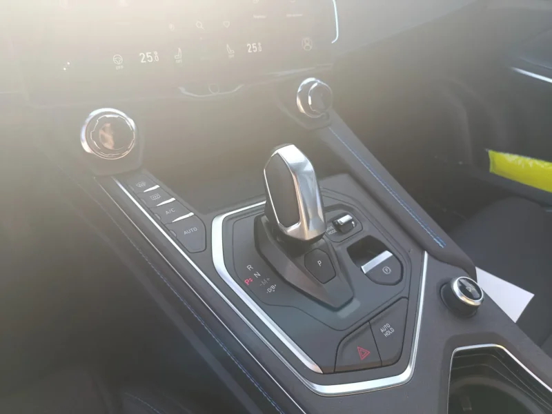 Imagen de lynk & co 01
