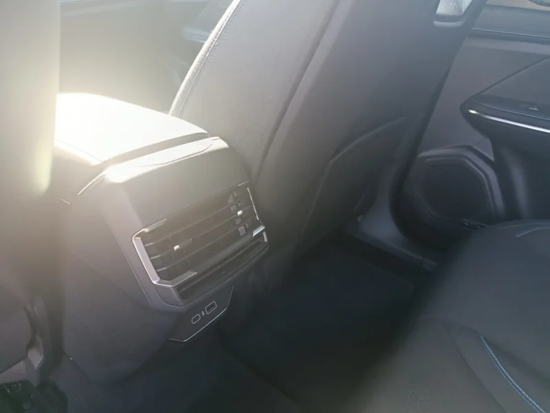Imagen de lynk & co 01