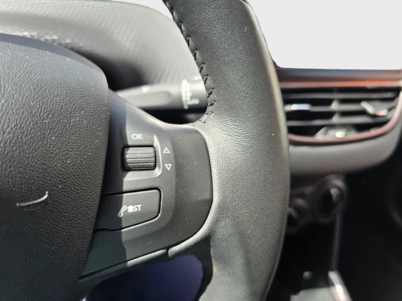 Imagen de Peugeot 2008