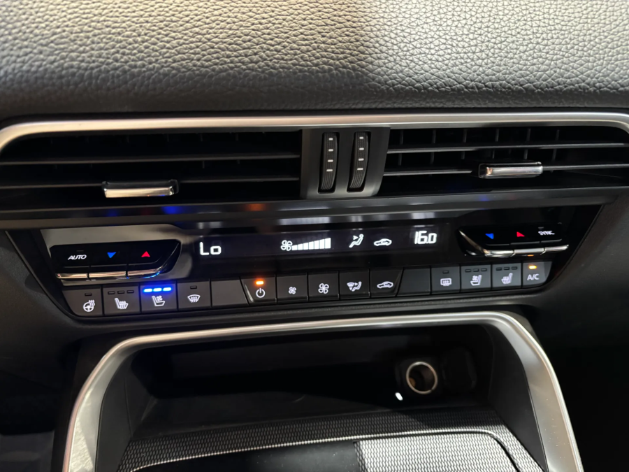 Imagen de Mazda CX-60