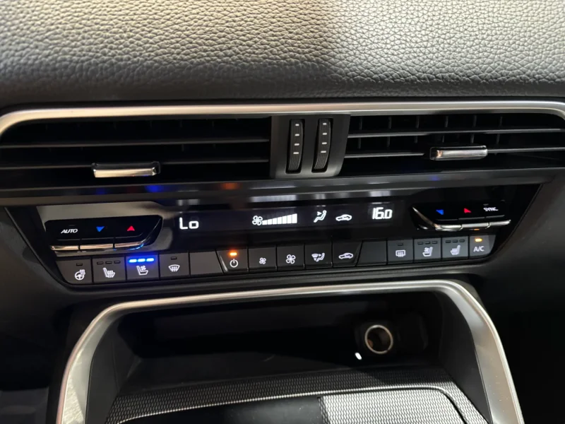 Imagen de Mazda CX-60