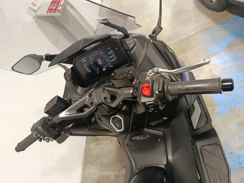 Imagen de Yamaha TMAX 560 TECH MAX