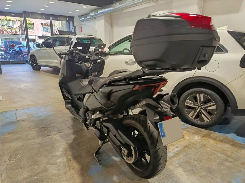 Imagen de Yamaha TMAX 560 TECH MAX
