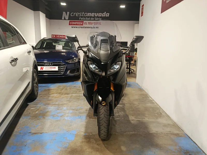 Imagen de Yamaha TMAX 560 TECH MAX