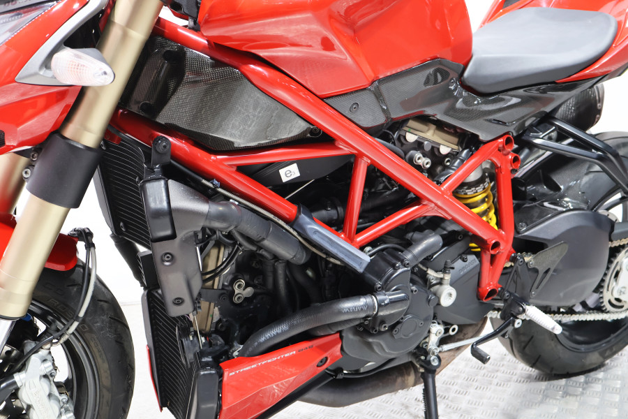 Imagen 13 de Ducati STREETFIGHTER 848 Gasolina 125 CV
