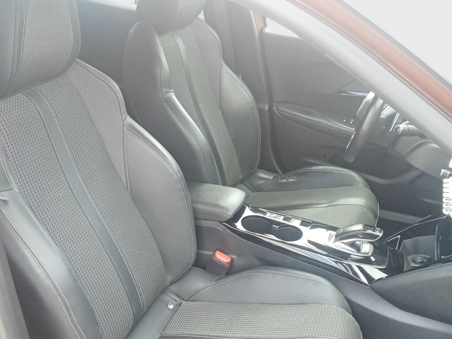 Imagen de Peugeot 2008