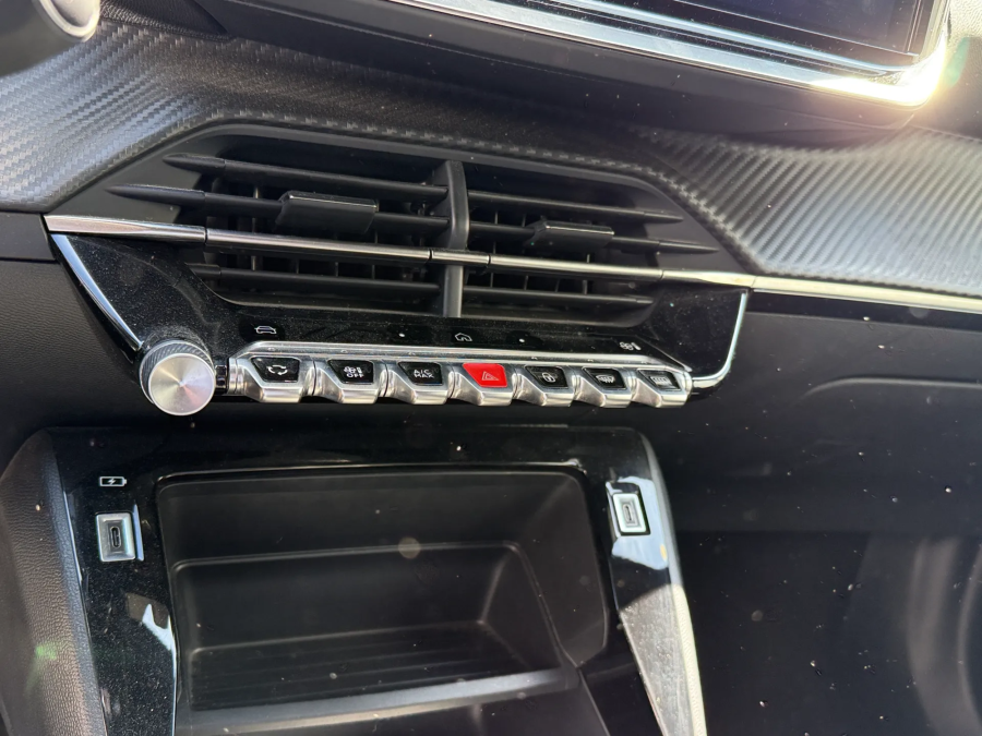 Imagen de Peugeot 2008
