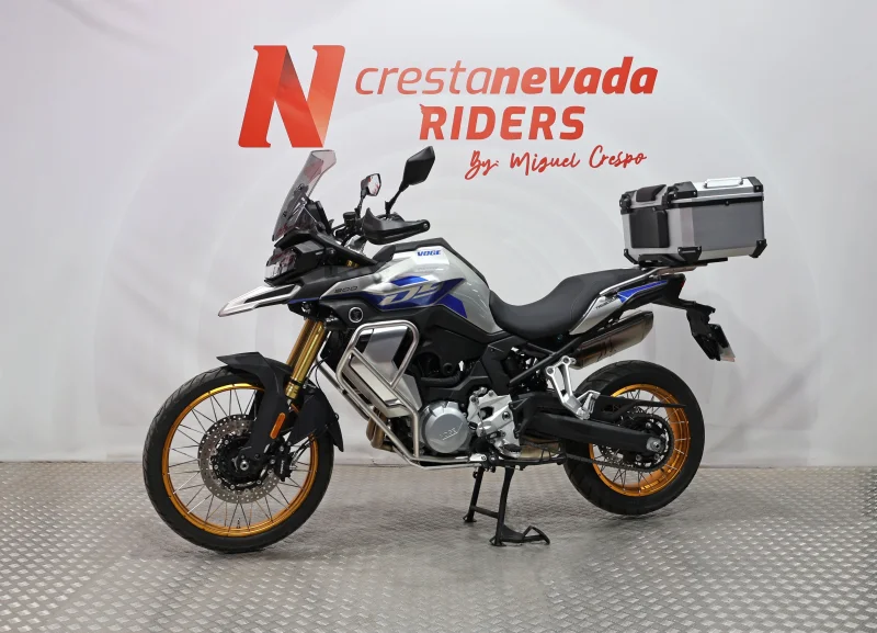 Imagen de VOGE 900 DSX A2