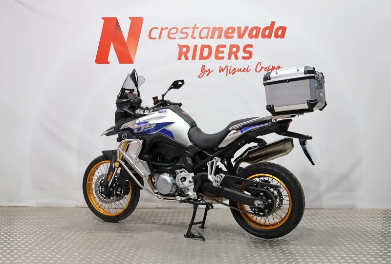 Imagen de VOGE 900 DSX A2