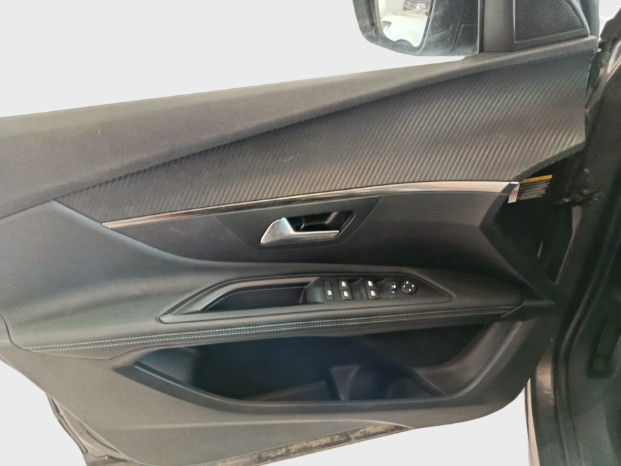 Imagen de Peugeot 3008