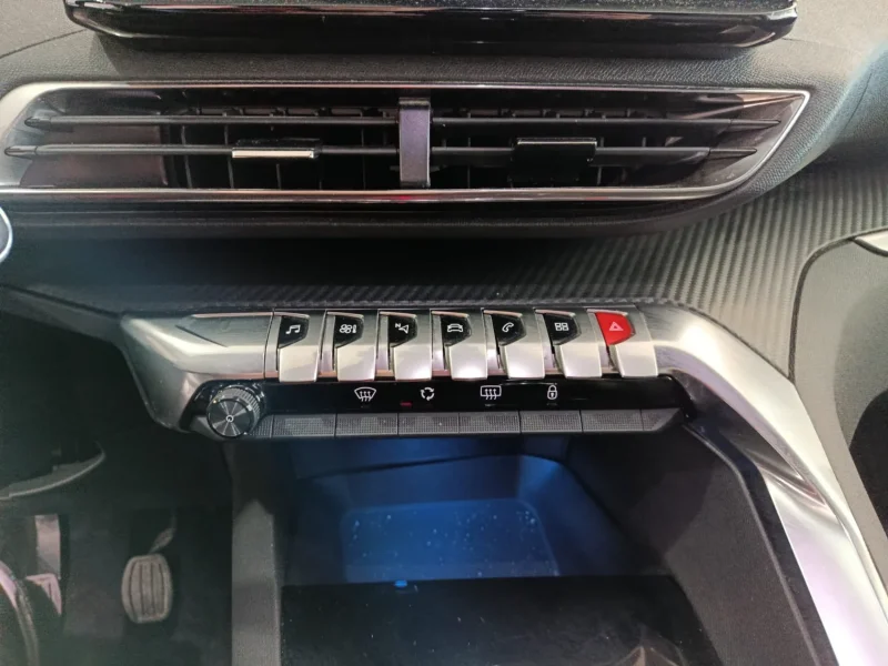Imagen de Peugeot 3008