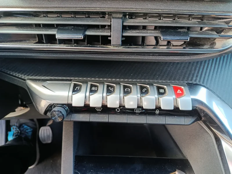 Imagen de Peugeot 3008