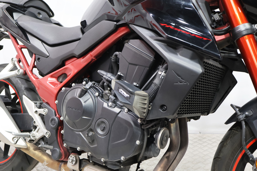 Imagen 12 de Honda CB 750 HORNET A2 Gasolina 48 CV