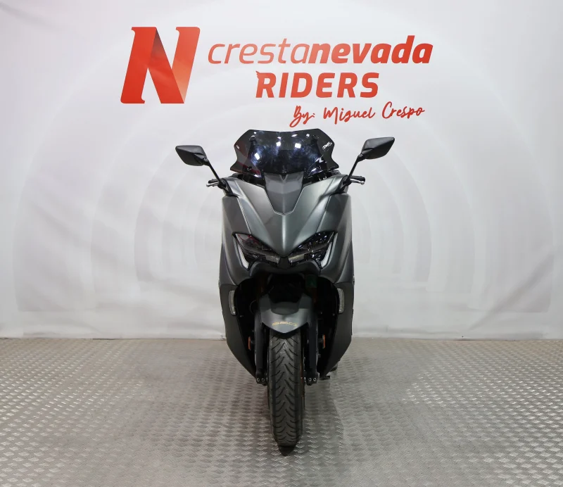 Imagen de Yamaha TMAX 560 TECH MAX