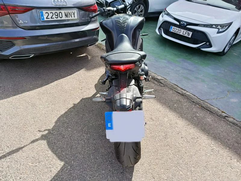 Imagen de Yamaha MT 09 A2