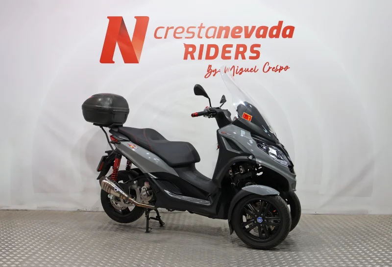 Imagen de Piaggio 300 HPE