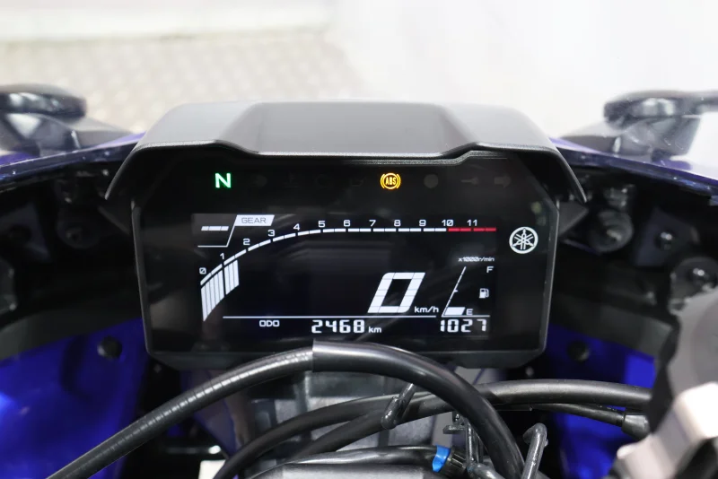 Imagen de Yamaha R7 A2