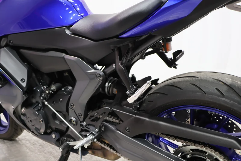 Imagen de Yamaha R7 A2