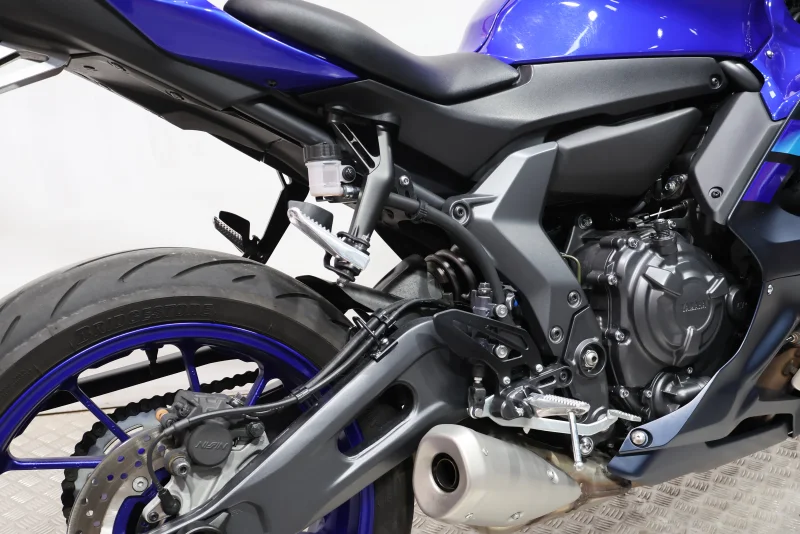 Imagen de Yamaha R7 A2