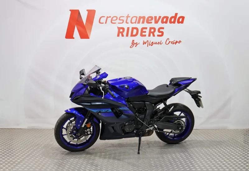 Imagen de Yamaha R7 A2