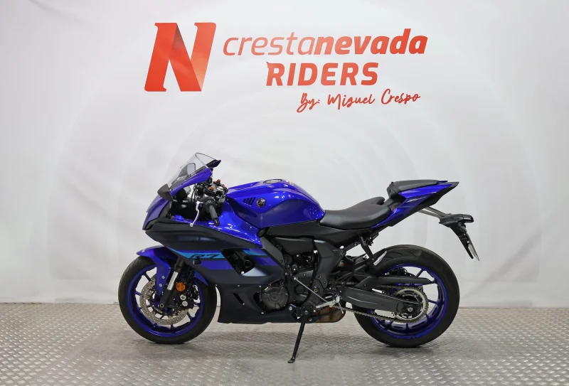 Imagen de Yamaha R7 A2