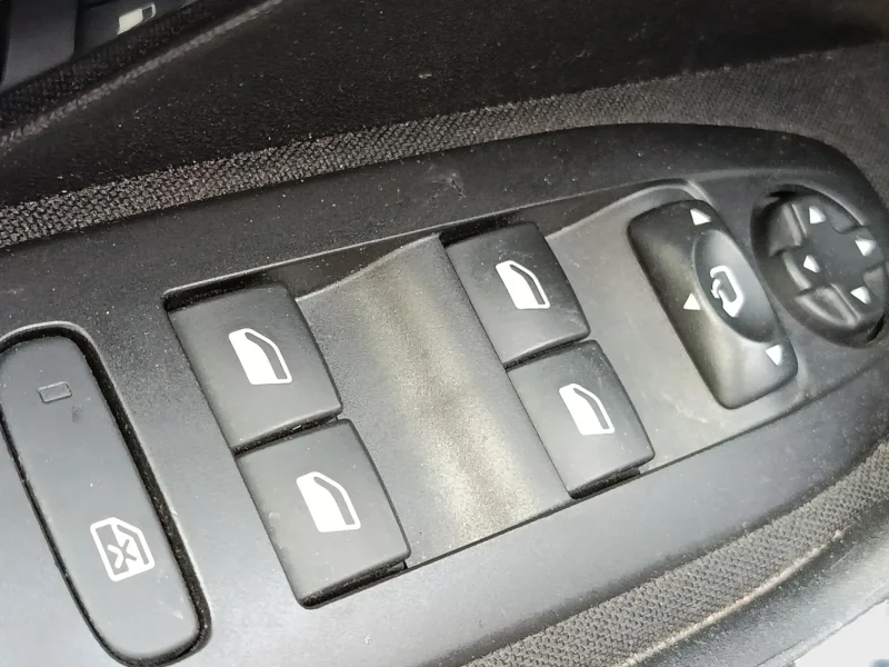 Imagen de Peugeot 208