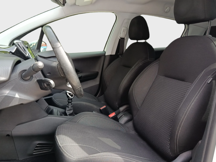 Imagen de Peugeot 208