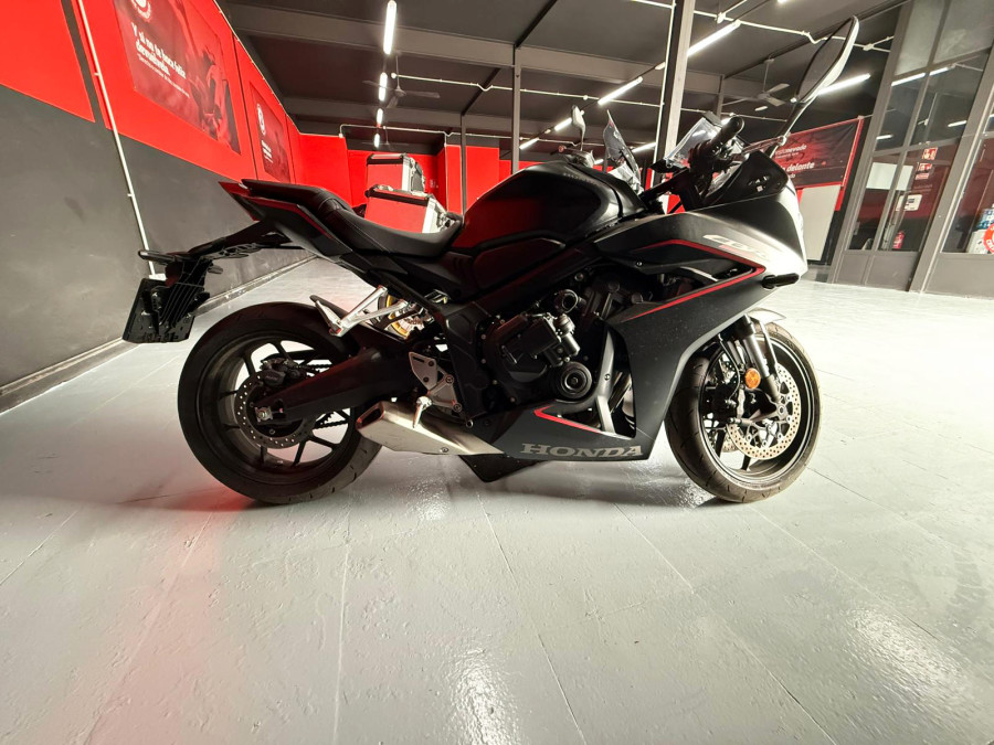 Imagen 2 de Honda CBR 650 R E-CLUTCH A2 Gasolina 48 CV