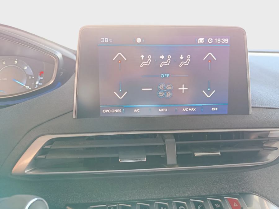 Imagen de Peugeot 3008