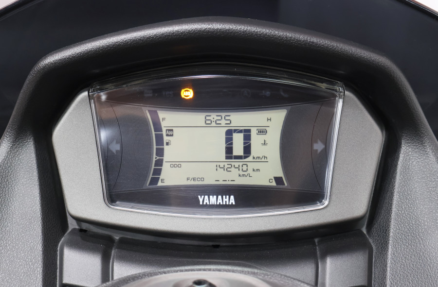 Imagen 2 de Yamaha NMAX 125 Gasolina 12 CV