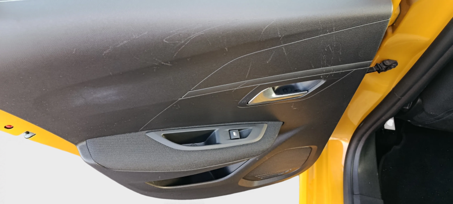 Imagen de Peugeot 208