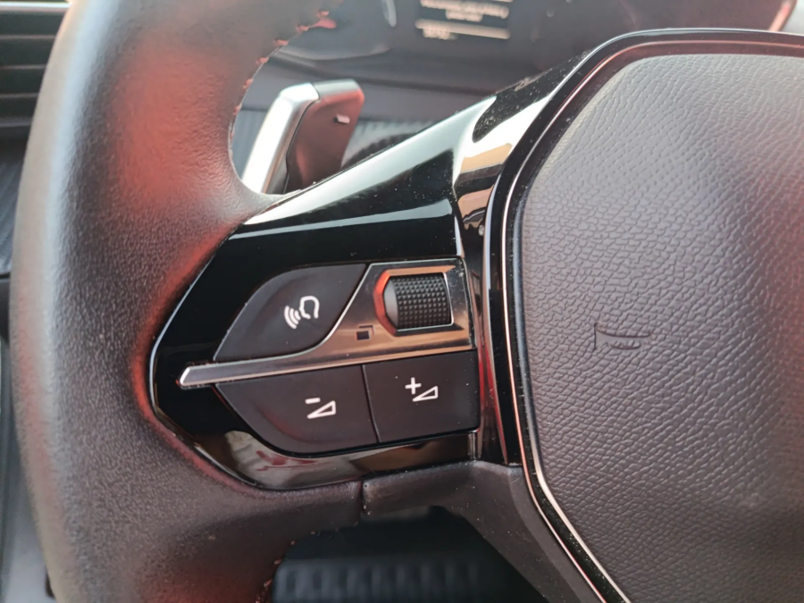 Imagen de Peugeot 2008