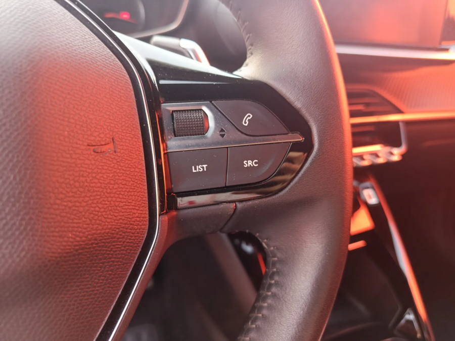 Imagen de Peugeot 2008