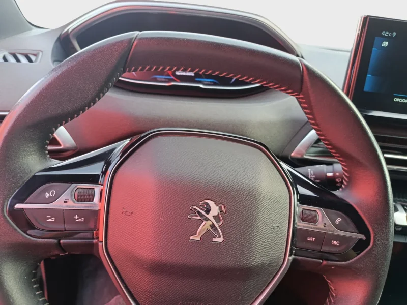 Imagen de Peugeot 3008