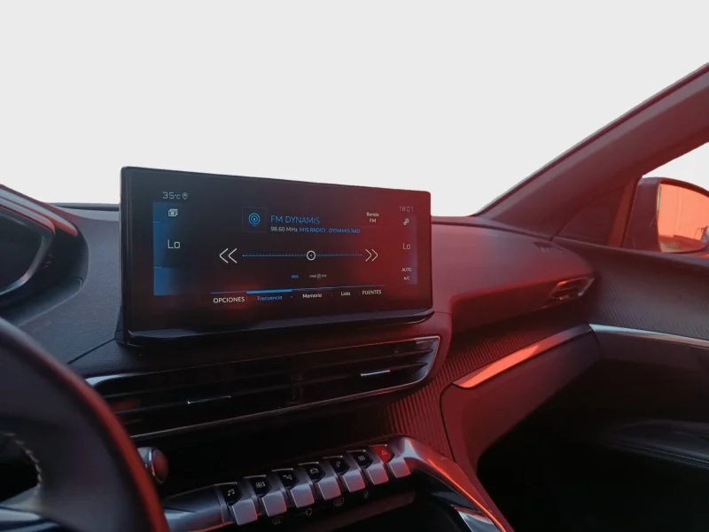 Imagen de Peugeot 3008