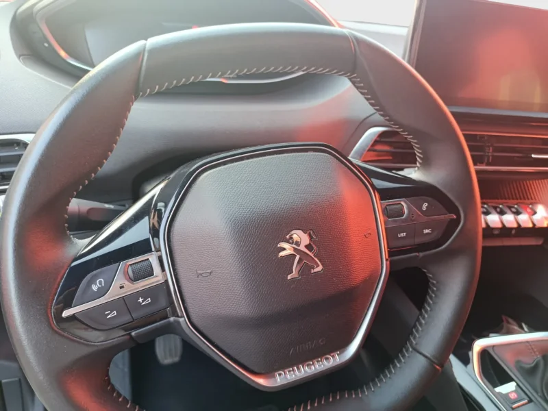 Imagen de Peugeot 3008