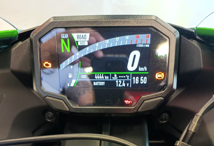Imagen 2 de KAWASAKI Ninja ZX-6R Gasolina 124 CV
