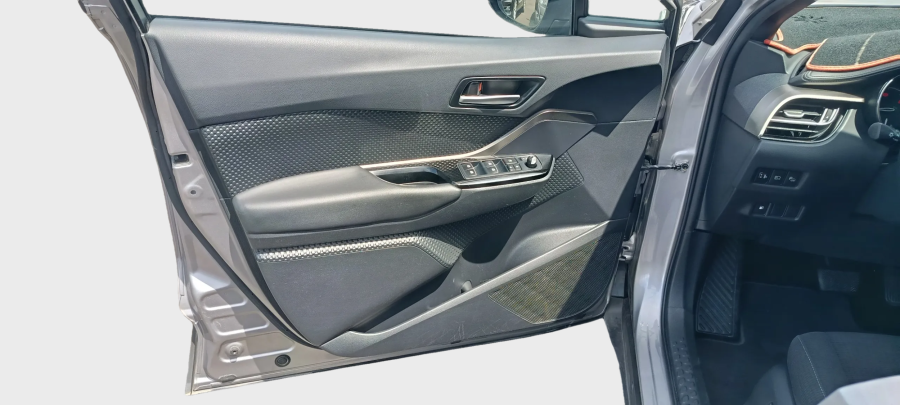 Imagen de TOYOTA C-HR